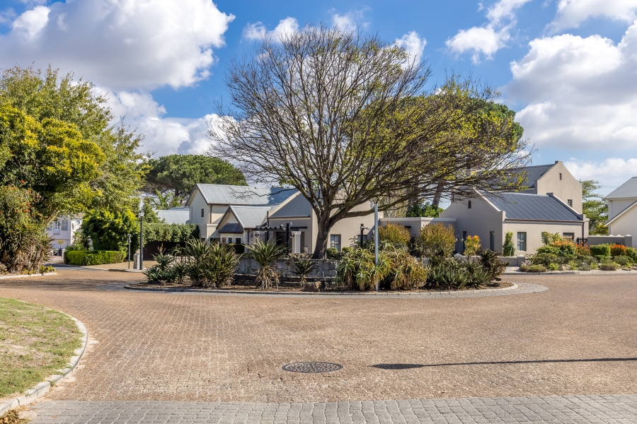 3 Bedroom Property for Sale in Zevenzicht Western Cape